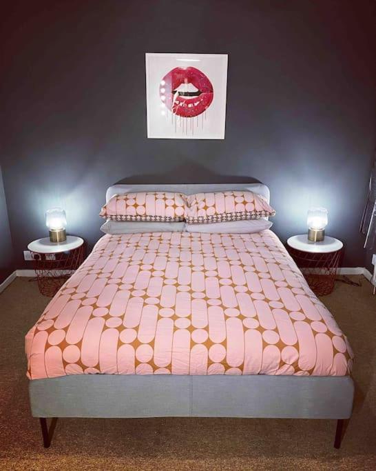 Hough Green Chester/Handbridge Sleeps 9 + Netflix מראה חיצוני תמונה